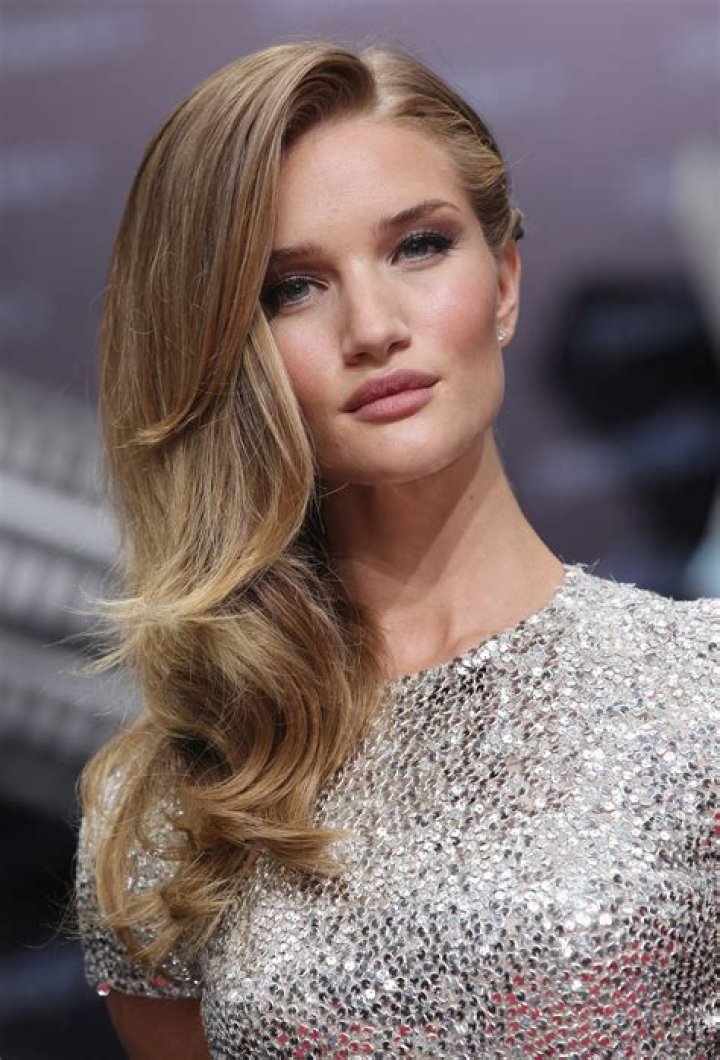 Discover The Secrets Of Rosie Huntington-Whiteley's Timeless Beauty And Success