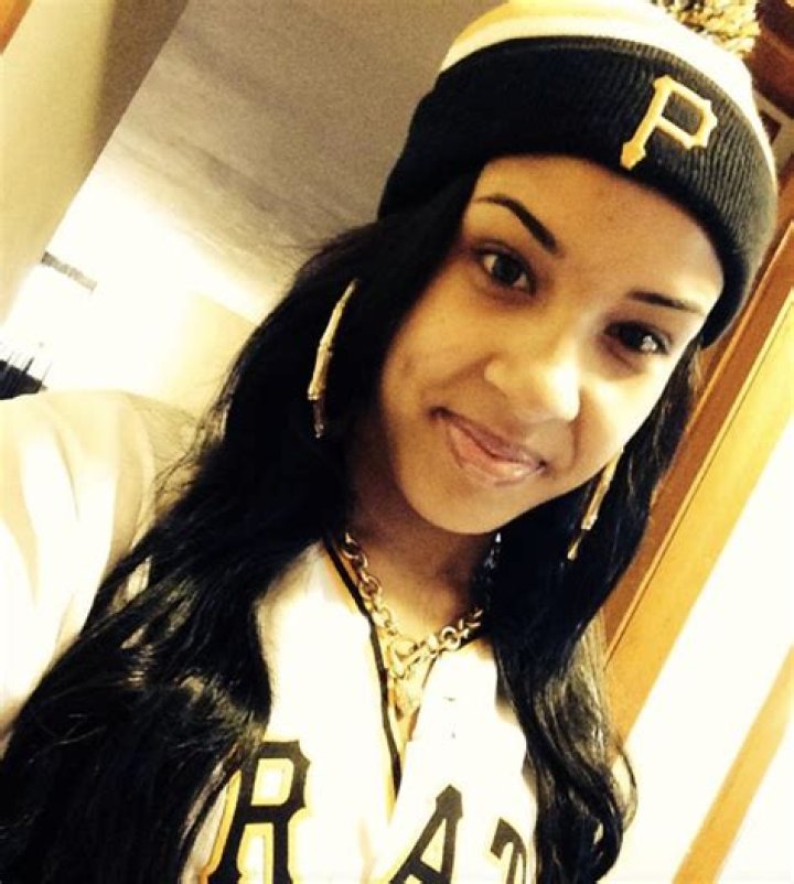 The Ultimate Guide To Her Feed