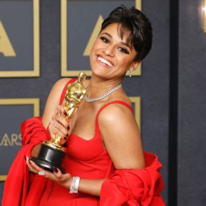 Who is Ariana DeBose? Wiki, Age, Height, Net Worth, Boyfriend, Ethnicity, Career