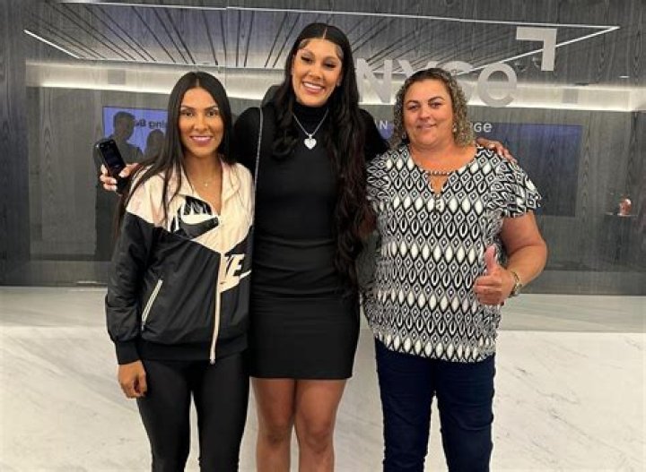 Who Is Ava Cardoso Mom Trisha Cardoso? American Idol Contestant Mother And Wife Of Chad Smith