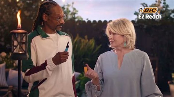 Willie Nelson, Snoop Dogg Martha Stewart Star In BIC EZ Reach Ad Hollywood Life