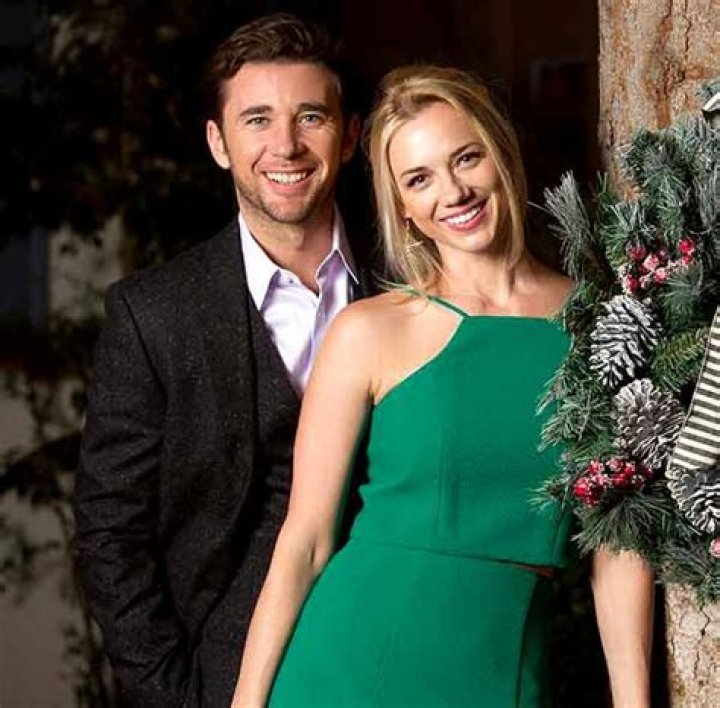 Zoe Kravitz Bio Reveals: Dating Someone Or Busy Focused On Her Career?